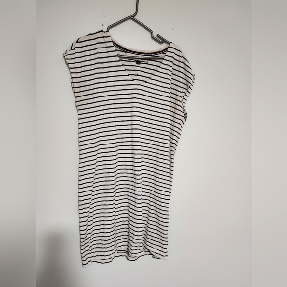 Tommy Hilfiger tshirt dress - Picture 1 of 2